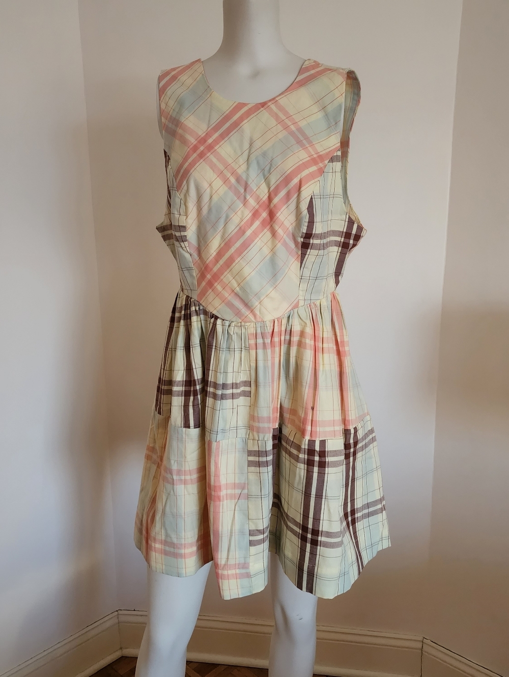 Brand New With Tags Anthropologie Pastel Plaid Sleeveless Dress - Peach & Cream
